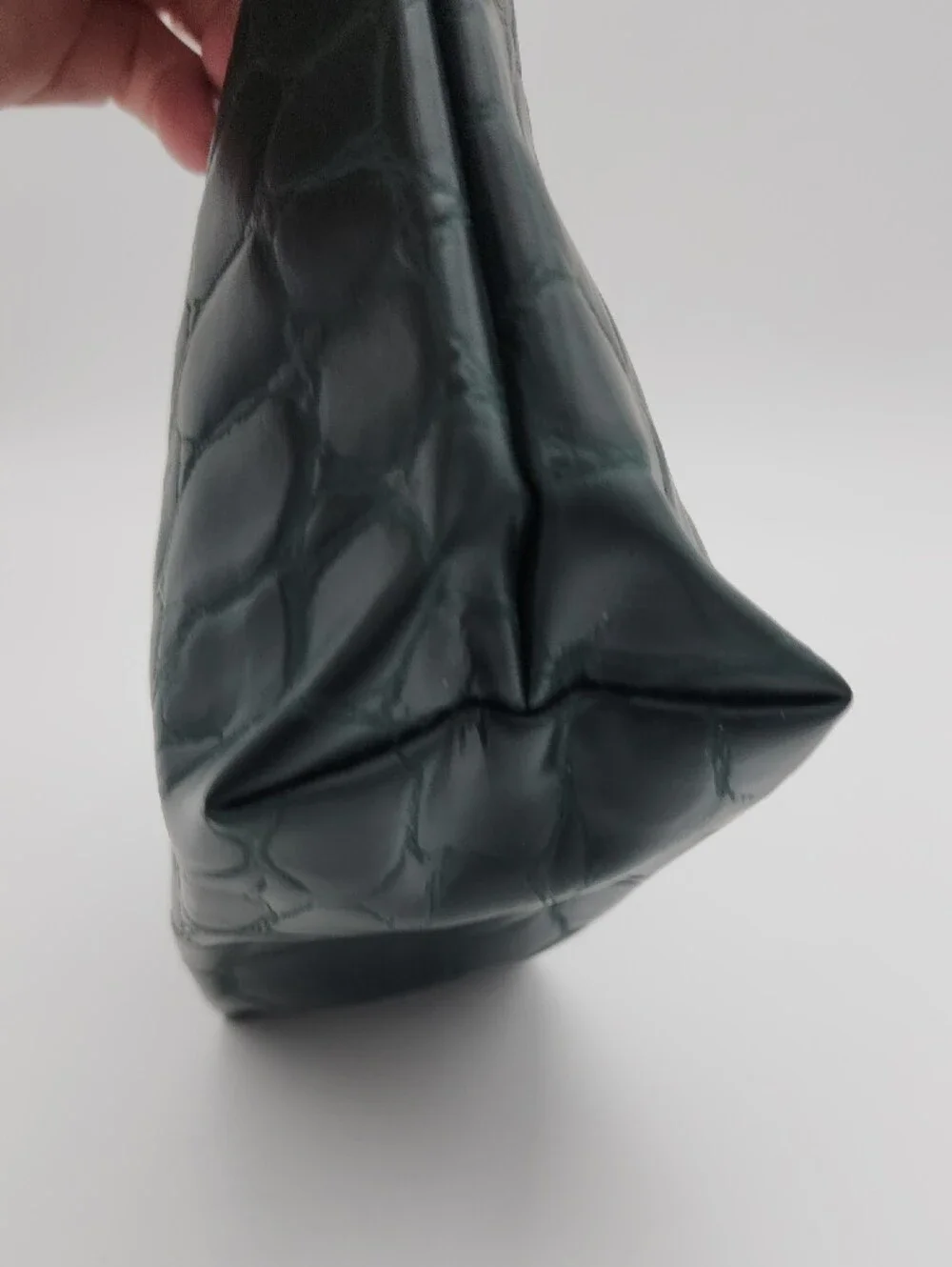 Estee Lauder Dark Green Embossed Croc Cosmetic Pouch